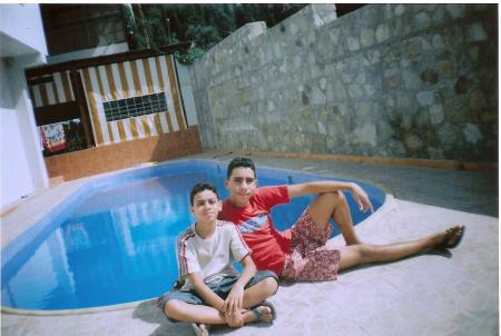 MON PTI FRéRE ET MOI